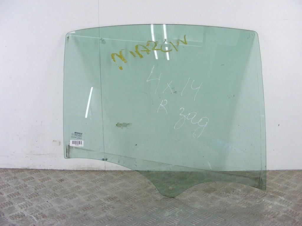 Стекло двери задней правой