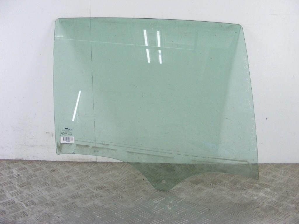 Стекло двери задней правой