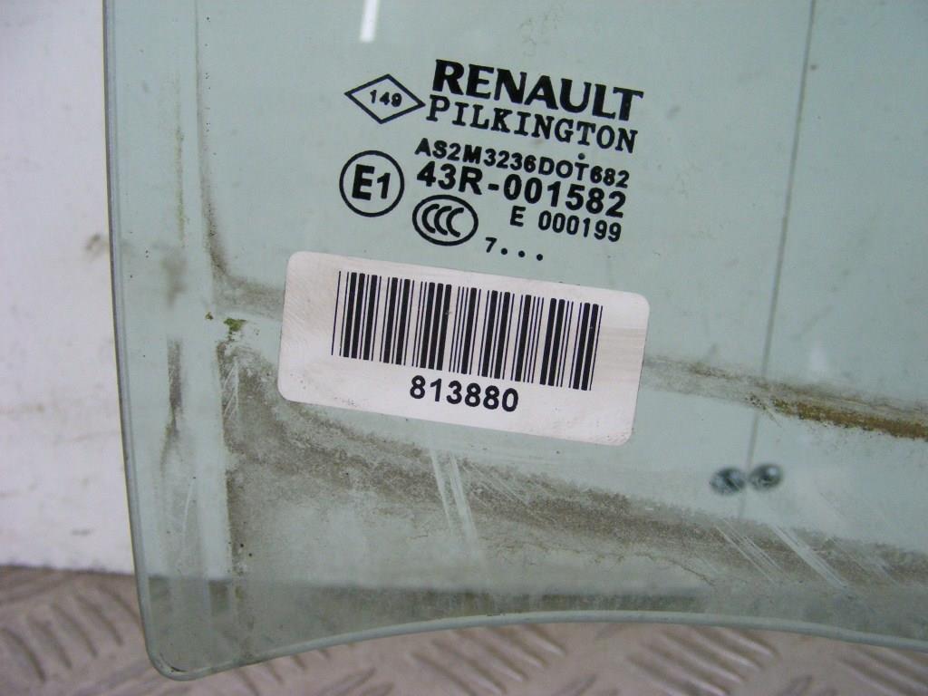 Стекло двери задней правой