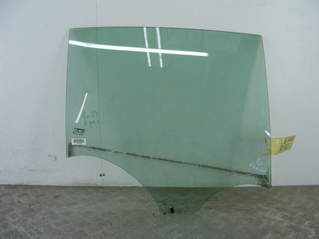 Стекло двери задней правой