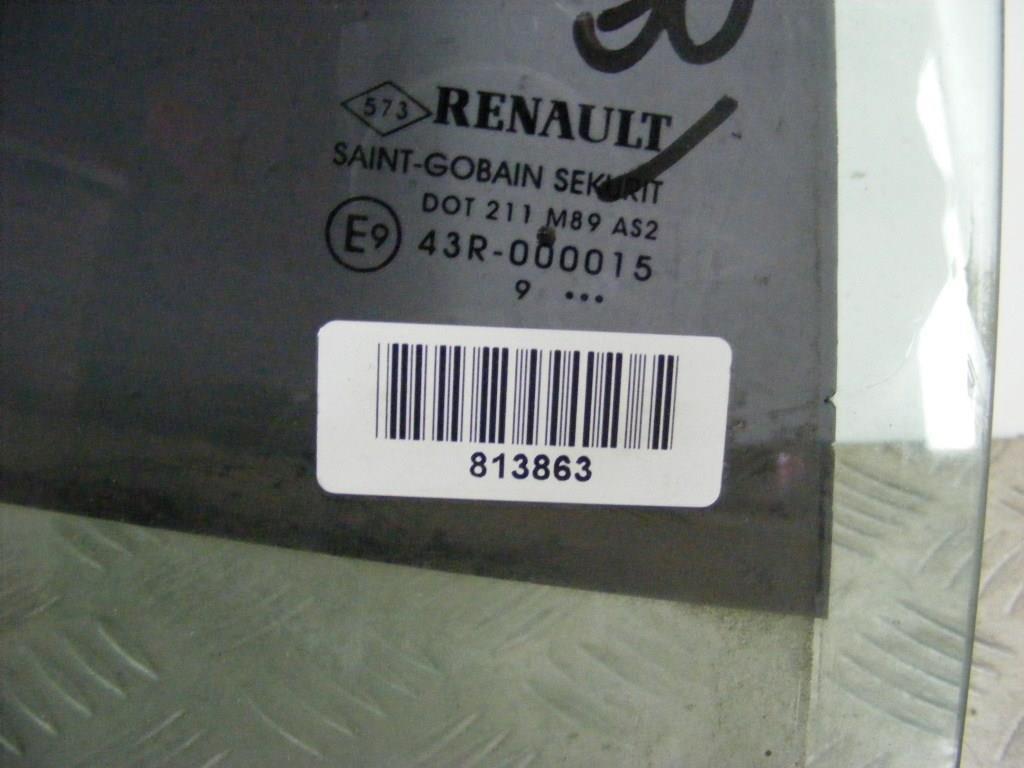 Стекло двери задней правой