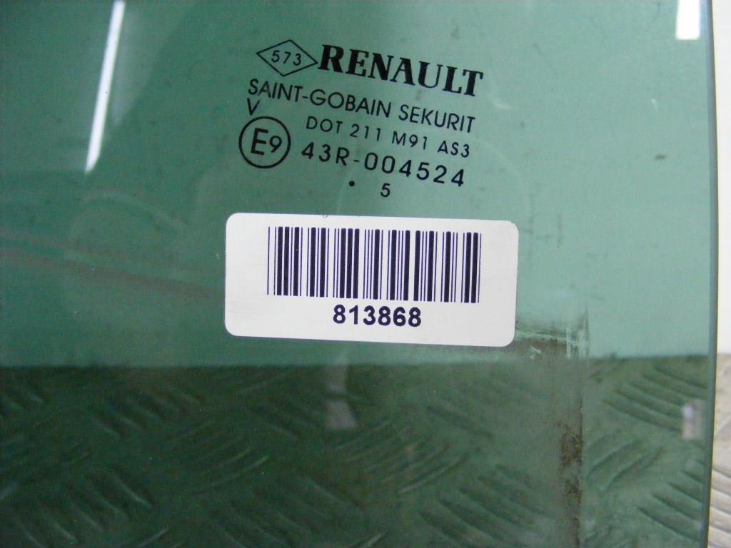 Стекло двери задней правой