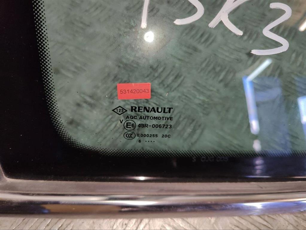 Стекло кузовное боковое правое