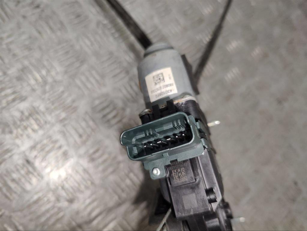 Стеклоподъемник электрический передний левый