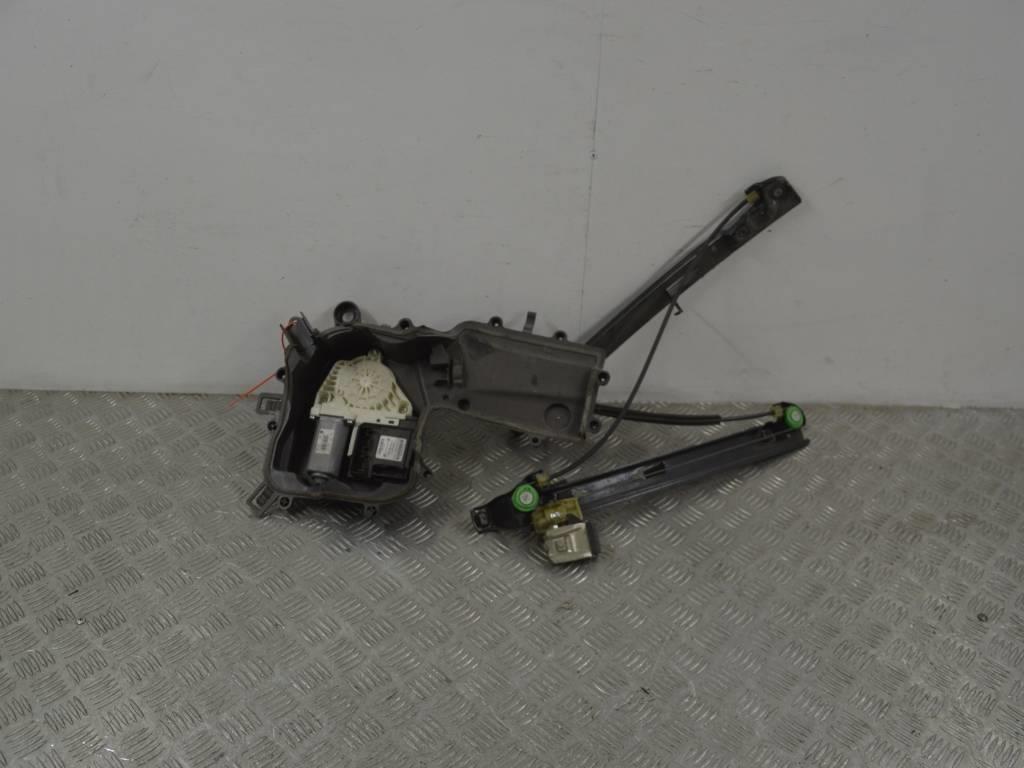 Стеклоподъемник электрический передний левый