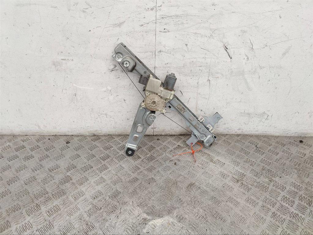 Стеклоподъемник электрический передний правый