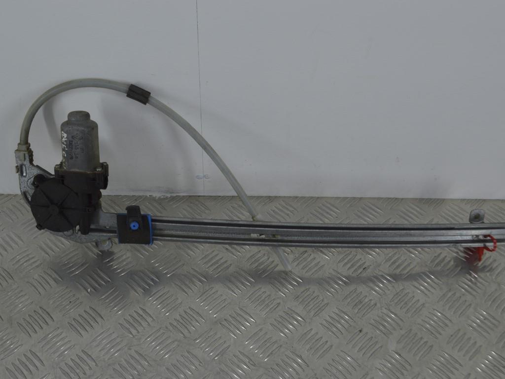 Стеклоподъемник электрический задний левый