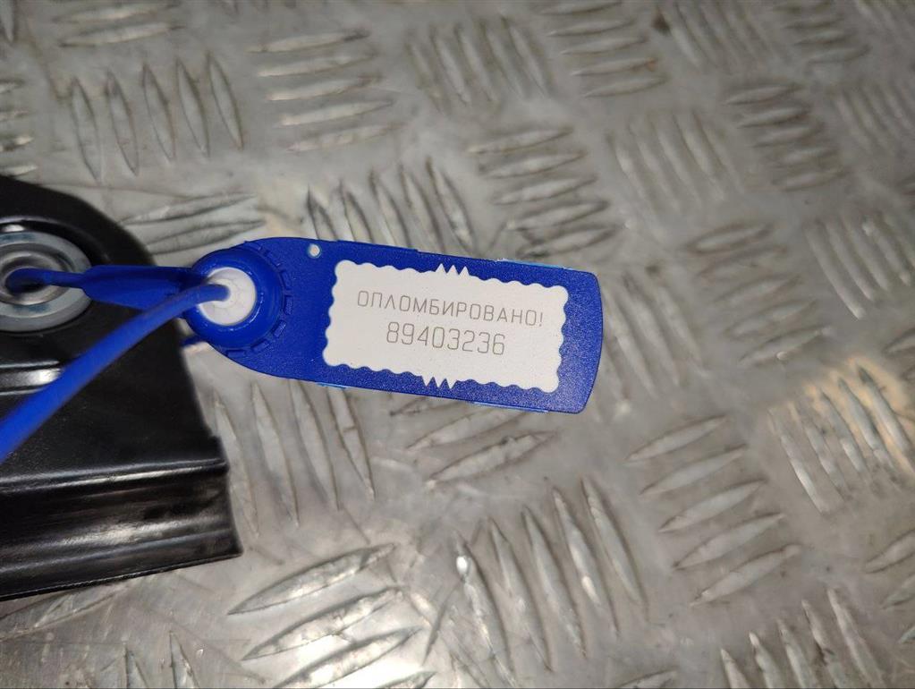 Стеклоподъемник электрический задний левый