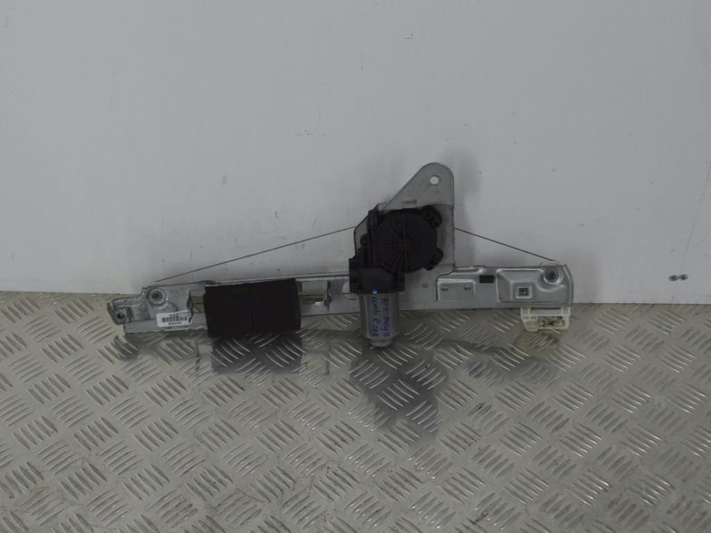 Стеклоподъемник электрический задний правый Renault Megane 2 (2002-2008)