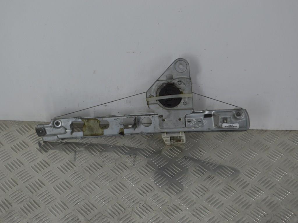 Стеклоподъемник электрический задний правый Renault Megane 2 (2002-2008)