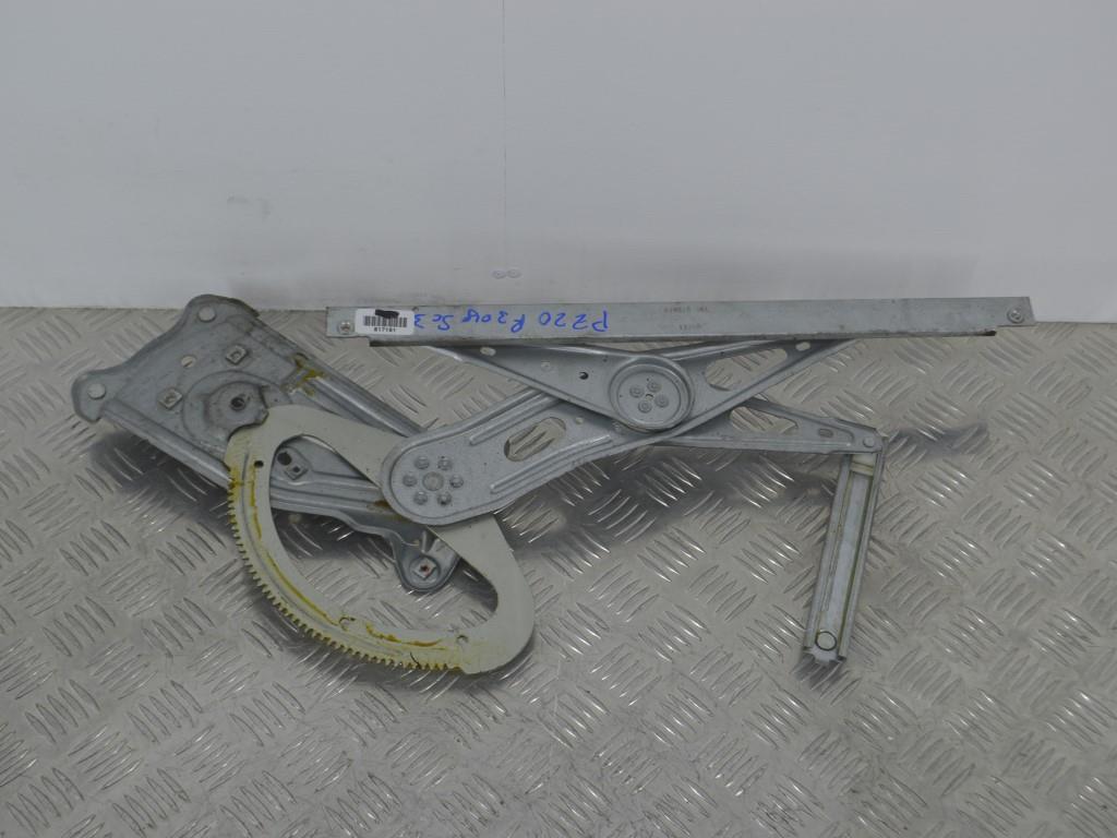 Стеклоподъемник электрический задний правый