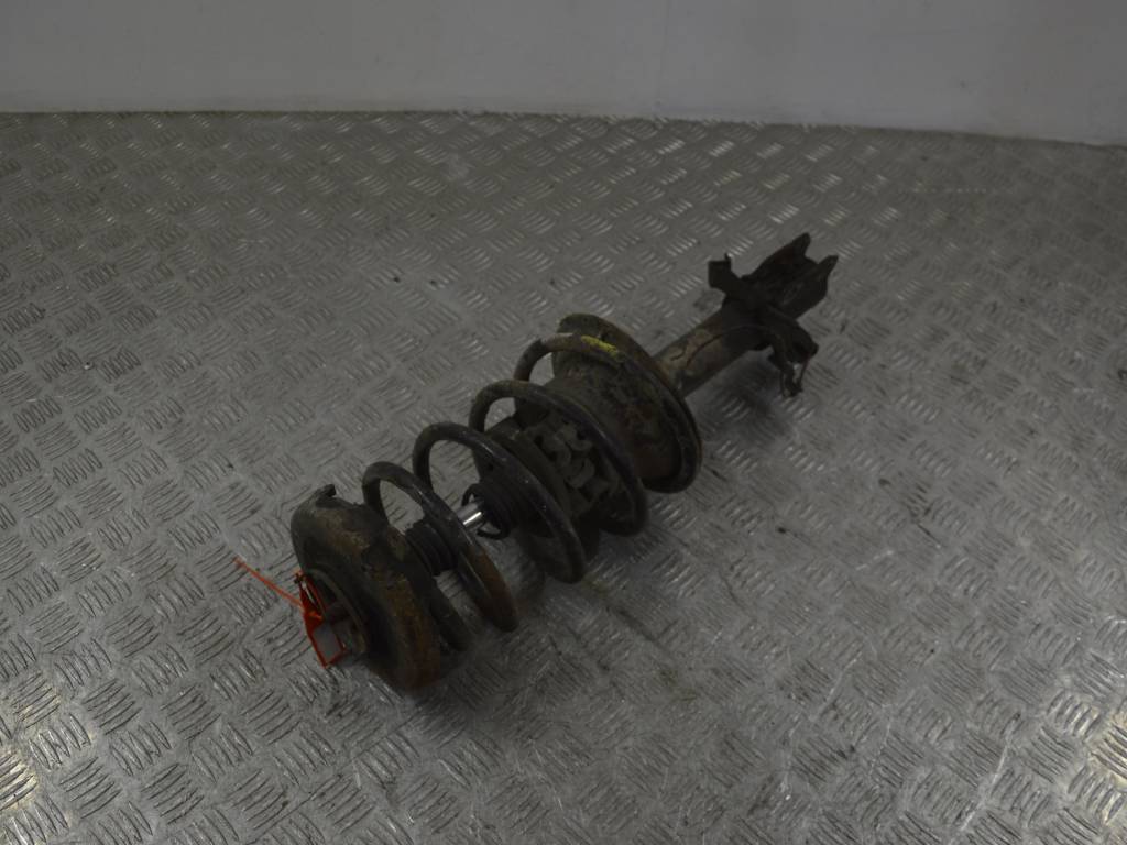 Стойка передняя левая