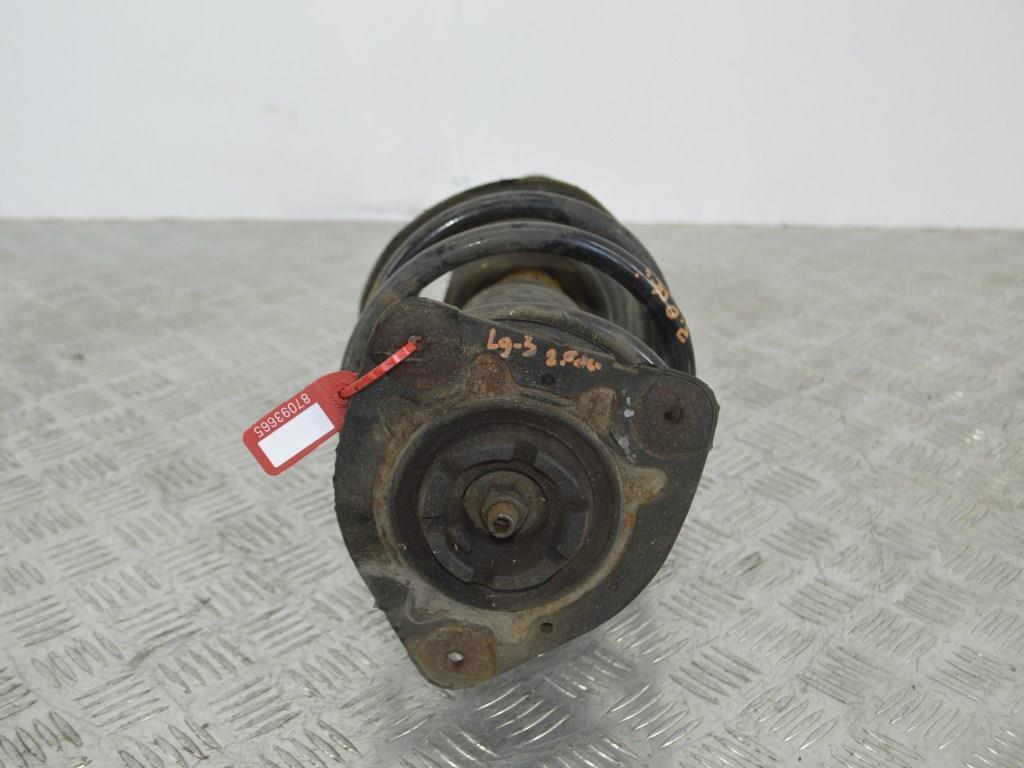 Стойка передняя правая