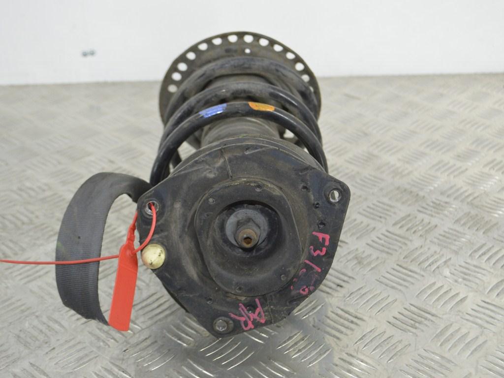 Стойка передняя правая Renault Megane 2 (2002-2008) 8200335187