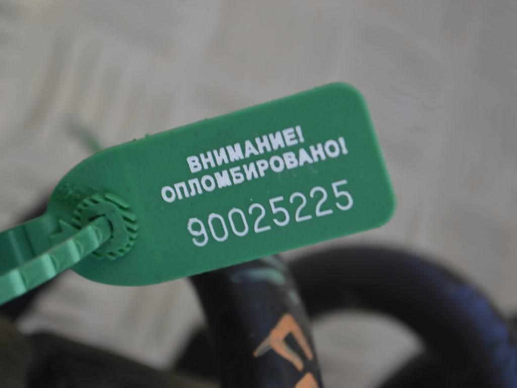 Стойка передняя правая