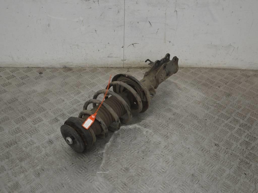 Стойка передняя правая