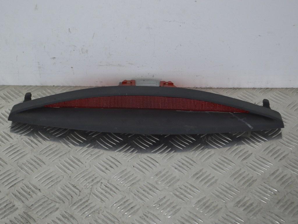 Стоп-сигнал Renault Megane 2 (2002-2008) 8200214965