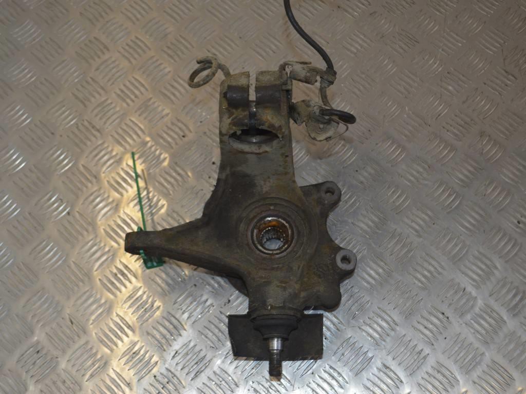 Ступица передняя левая