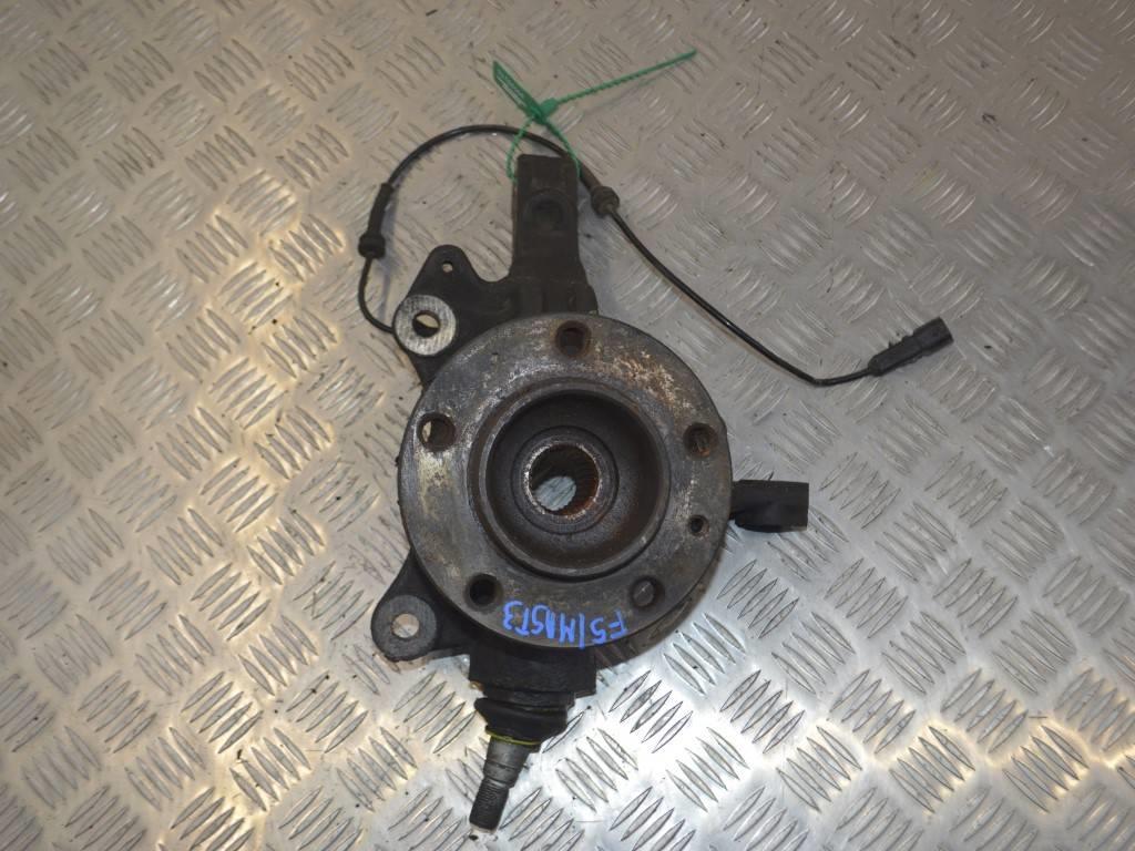 Ступица передняя левая