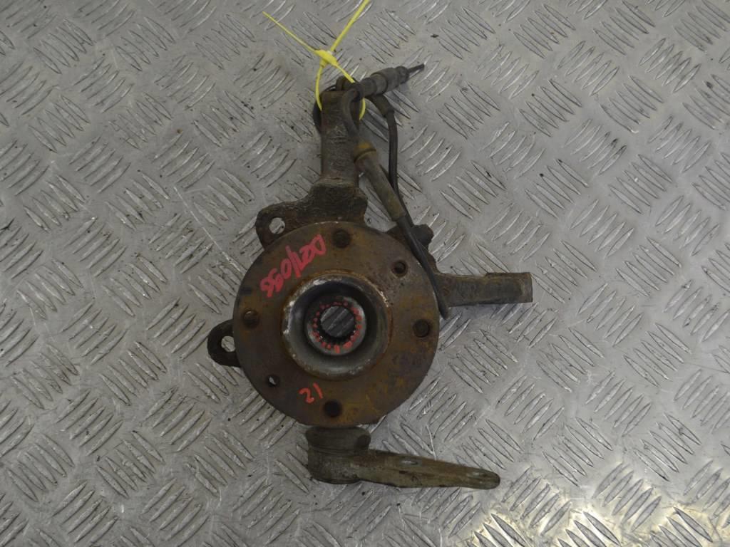 Ступица передняя левая