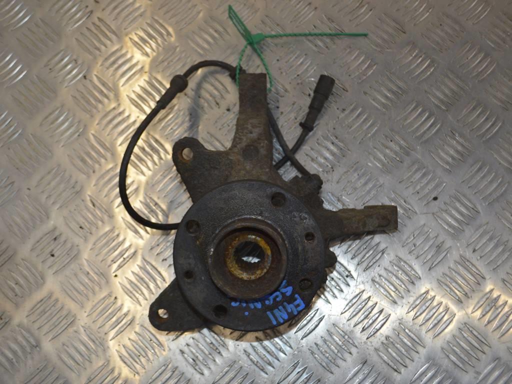 Ступица передняя левая Renault Scenic 1 (1996-2003)