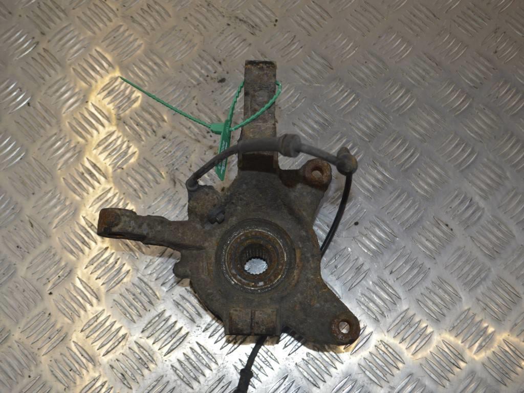 Ступица передняя левая Renault Scenic 1 (1996-2003)