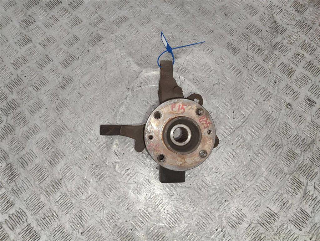 Ступица передняя правая