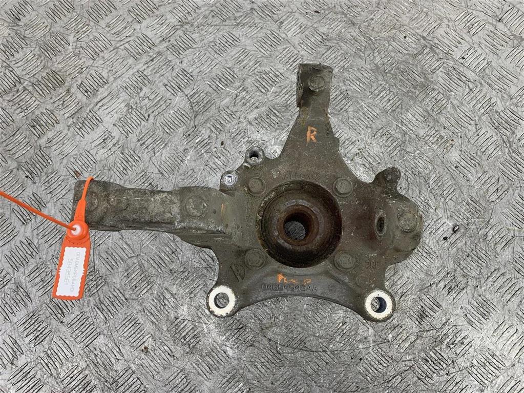 Ступица передняя правая