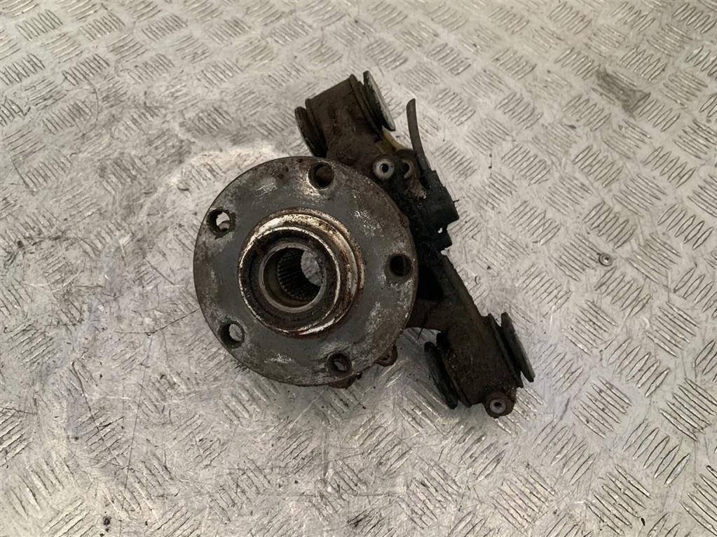 Ступица задняя левая