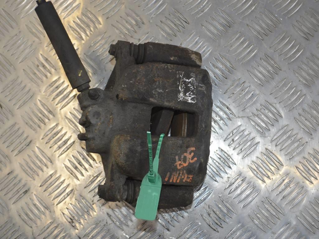 Суппорт передний левый Peugeot 307 (2001-2007)