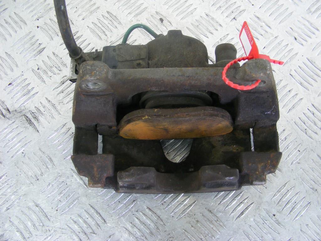 Суппорт передний левый Renault Laguna 2 (2001-2007)