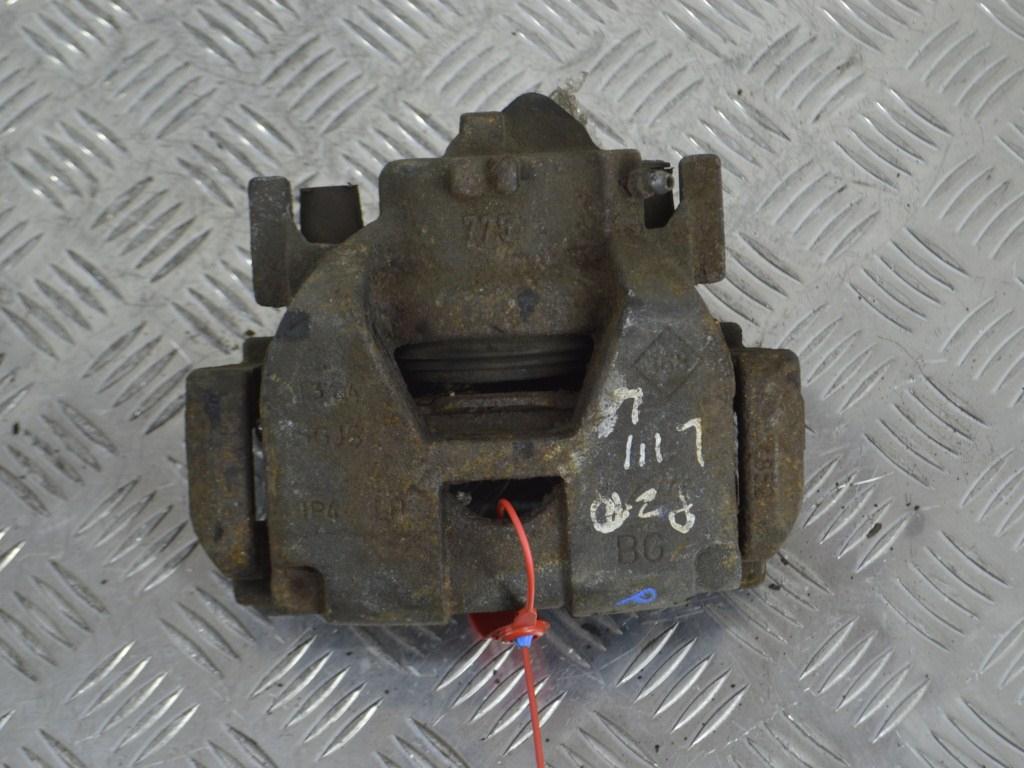 Суппорт передний левый Renault Laguna 3 (2007-2015)