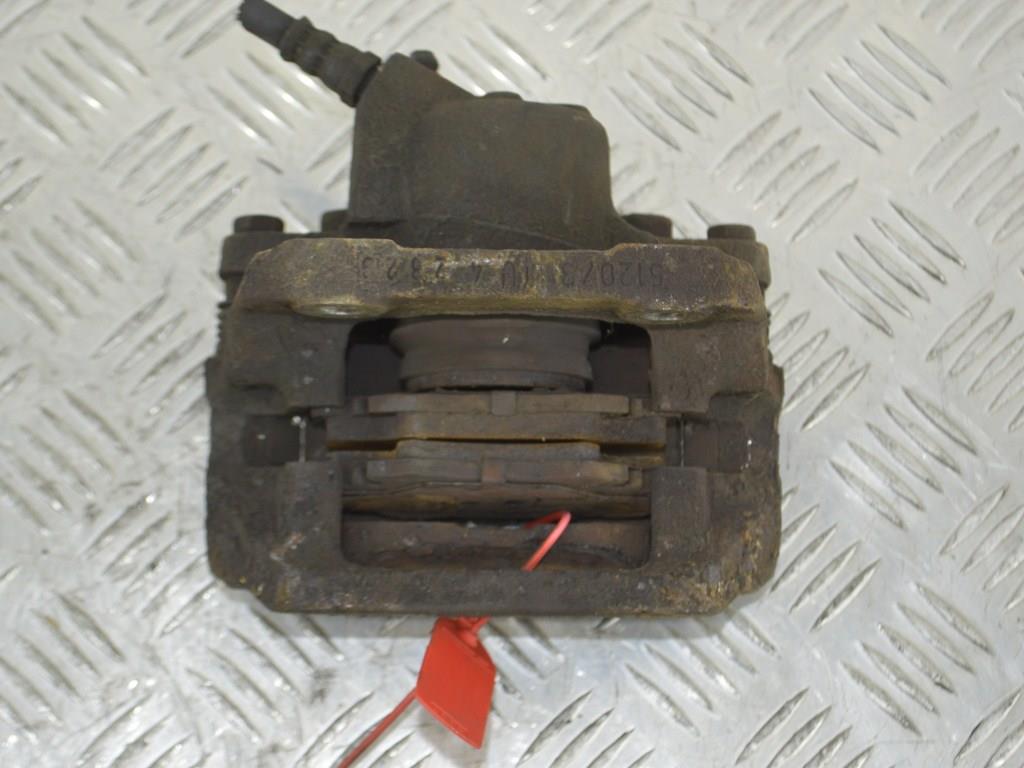 Суппорт передний левый Renault Logan 1 (2004-2014) 8200621233