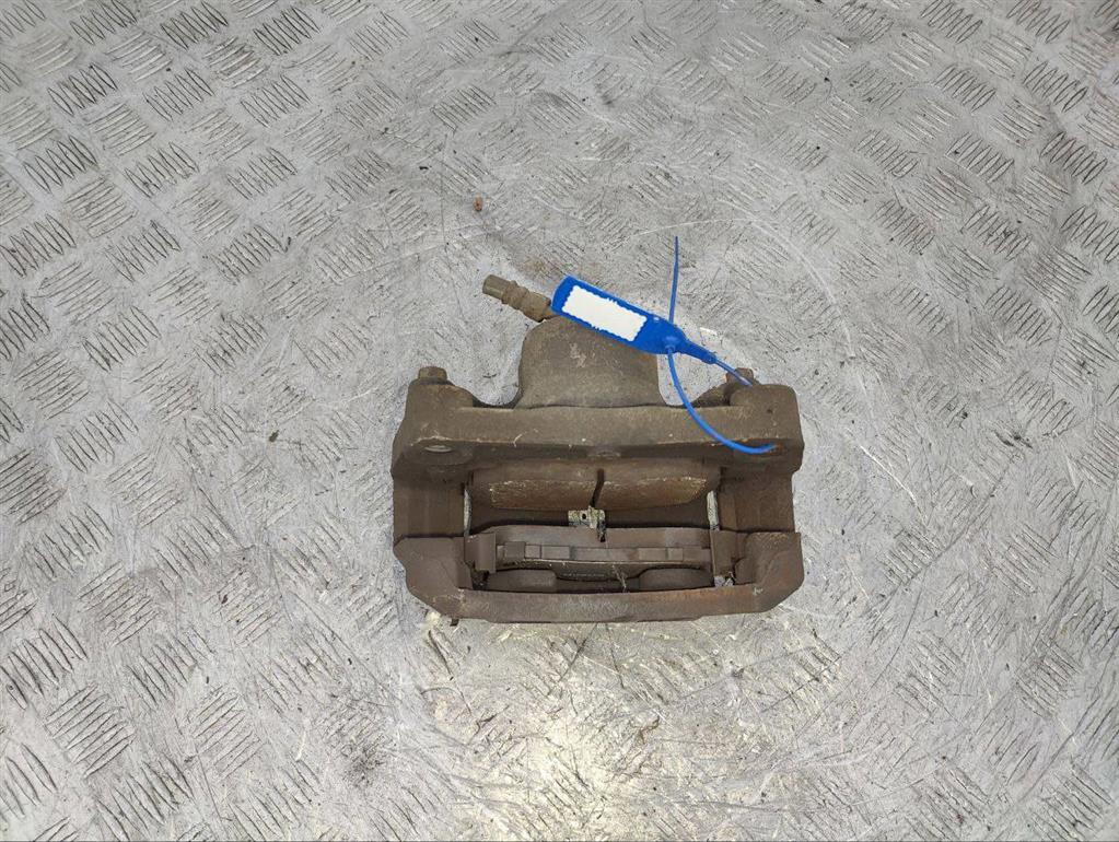 Суппорт передний левый