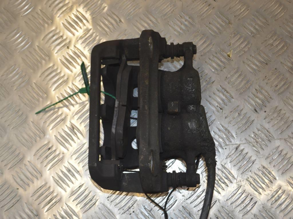 Суппорт передний правый Peugeot 607 (2000-2009)