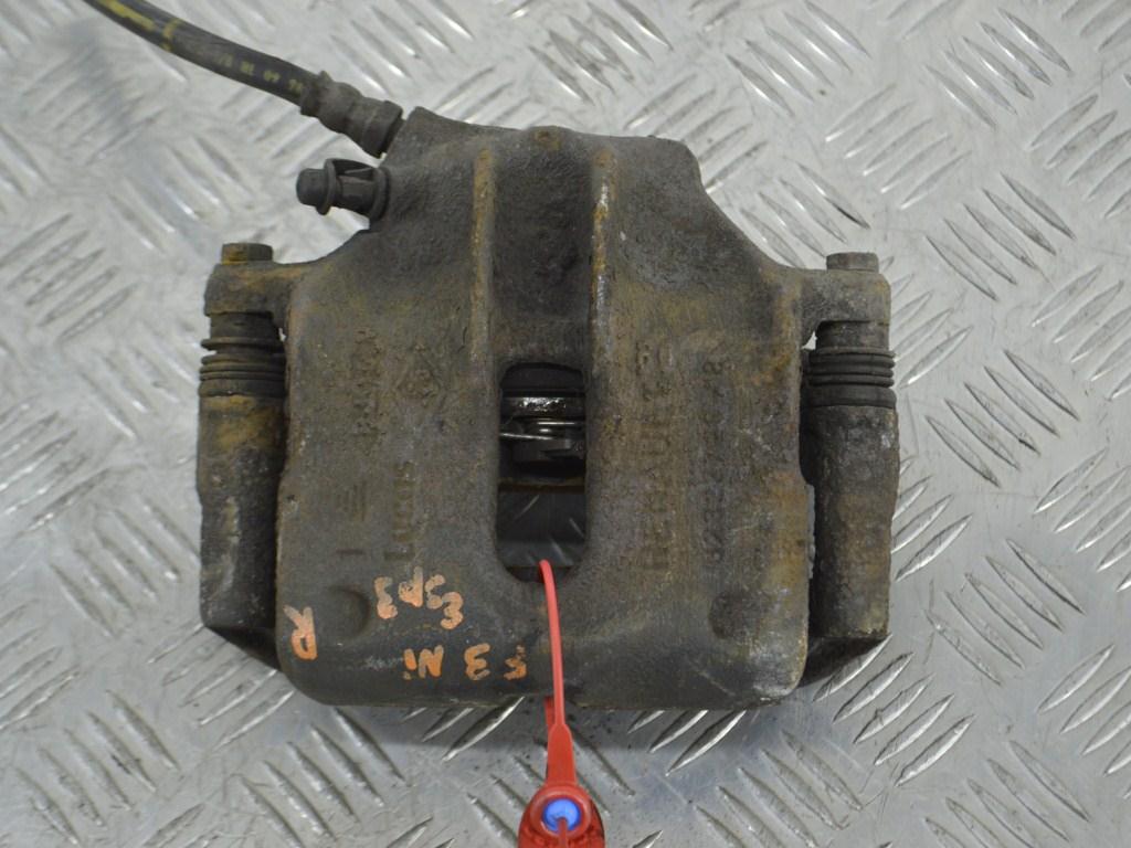 Суппорт передний правый Renault Espace 3 (1996-2002) 32323728/8