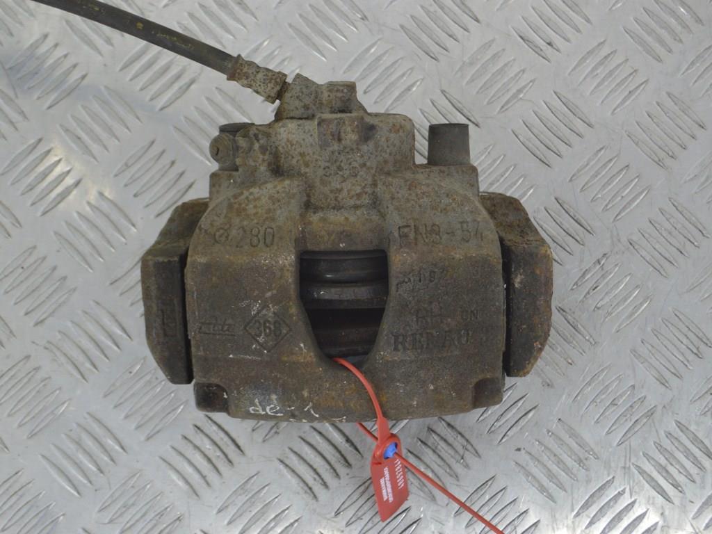 Суппорт передний правый Renault Laguna 2 (2001-2007)