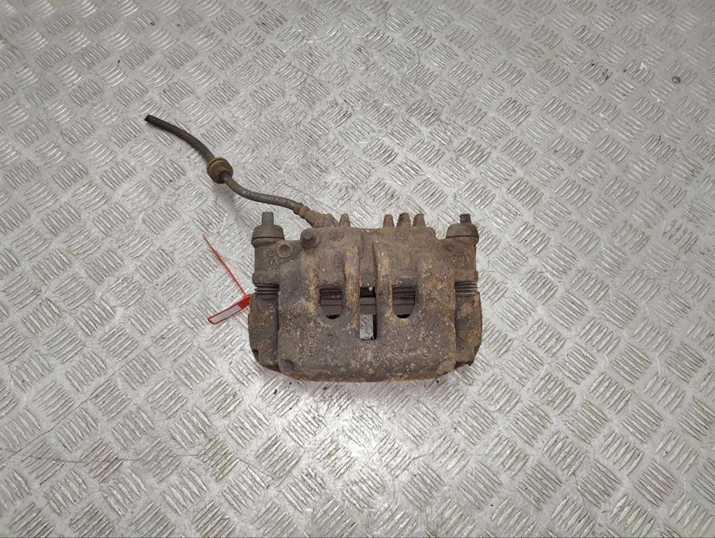 Суппорт передний правый