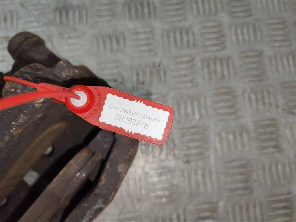 Суппорт передний правый