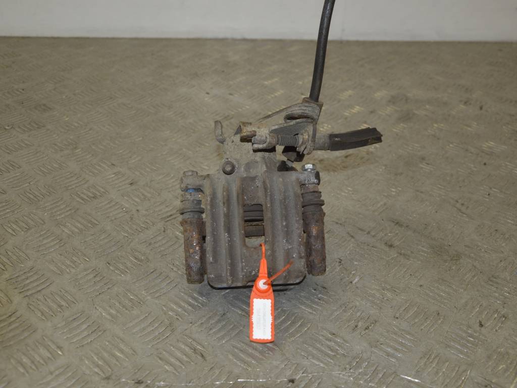 Суппорт задний левый