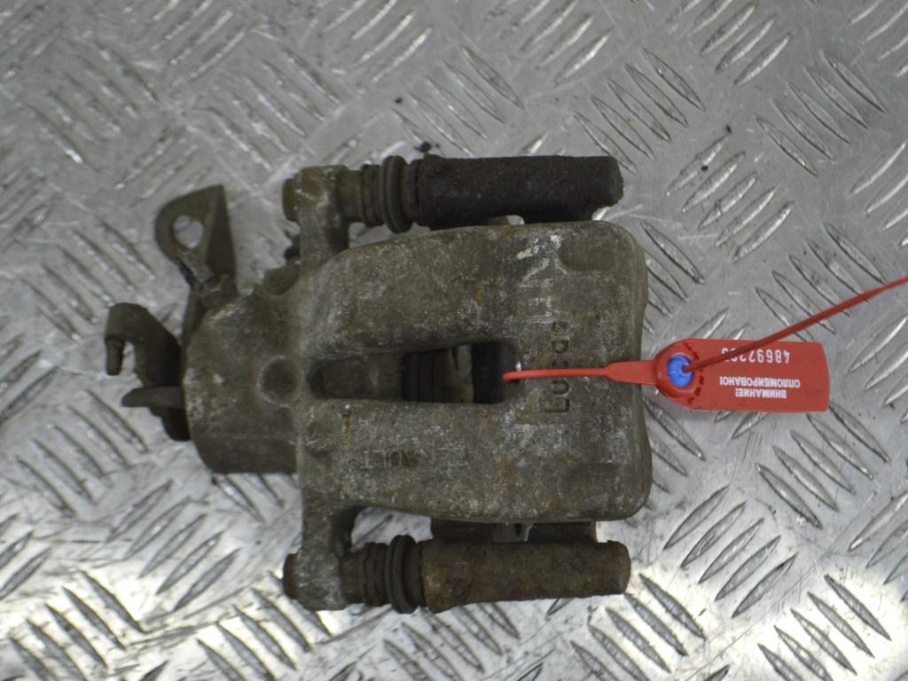 Суппорт задний правый Renault Scenic 1 (1996-2003)