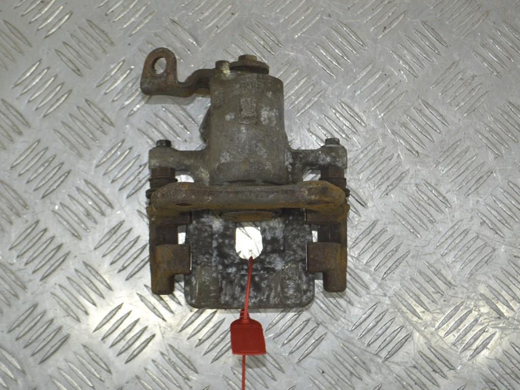 Суппорт задний правый Renault Scenic 1 (1996-2003)