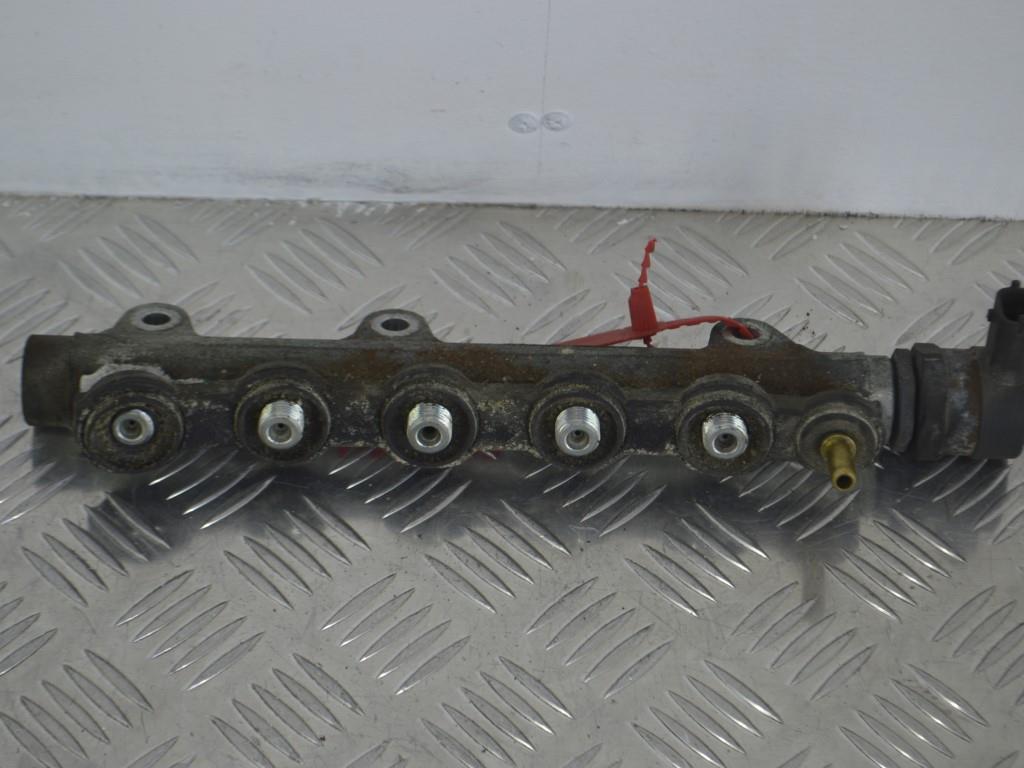 Топливная рампа Renault Trafic 2 (2006-2015) 8200409413, 0445214062