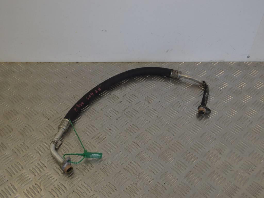 Трубка кондиционера Renault Megane 2 (2002-2008) 8200680844