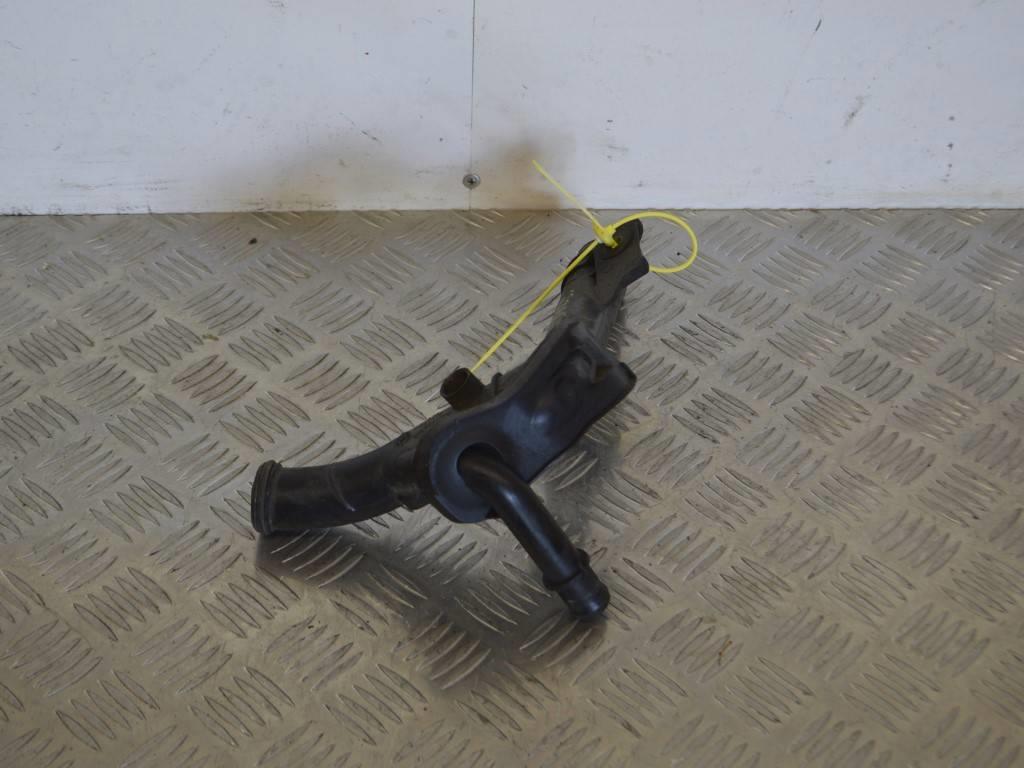 Трубка охлаждающей жидкости пластиковая