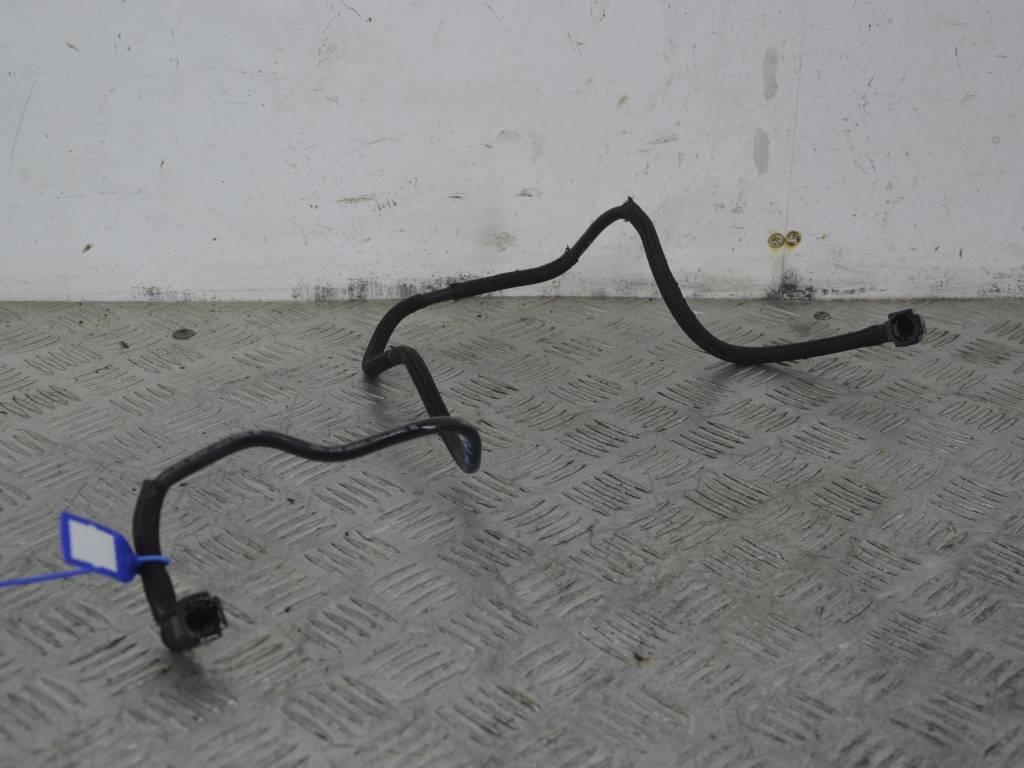 Трубка топливная