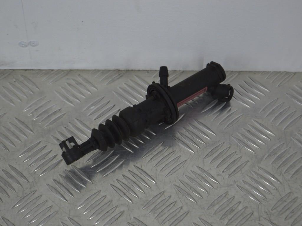 Цилиндр сцепления главный Renault Modus 2 (2007-2012) 8200436137