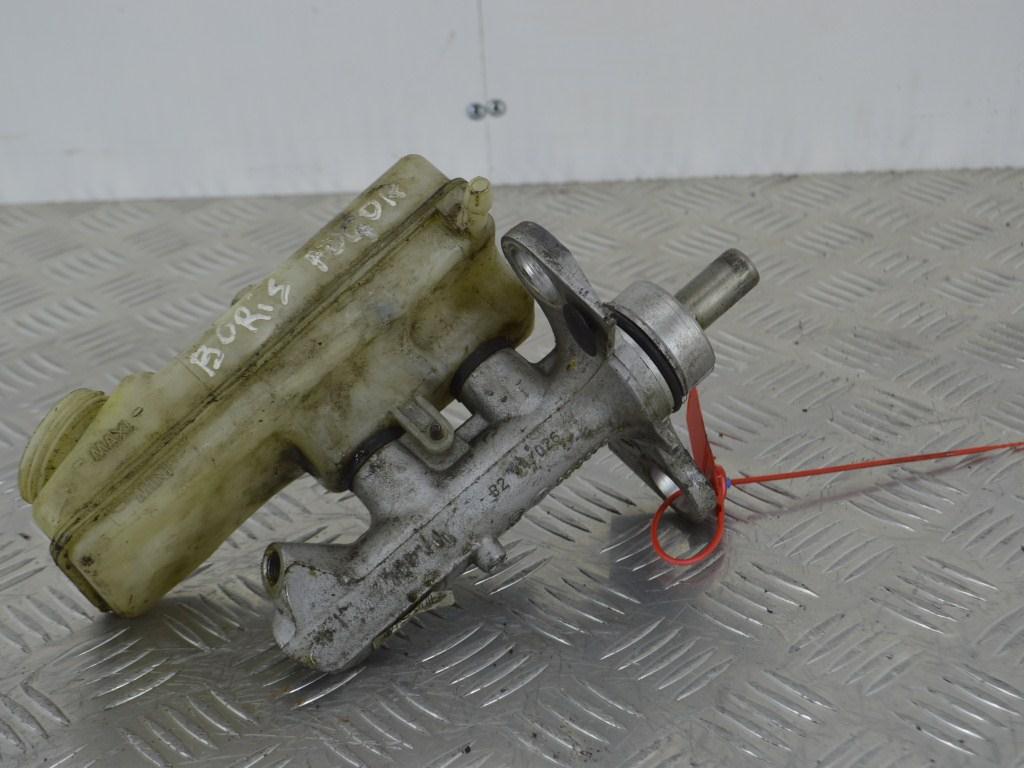 Цилиндр тормозной главный Renault Megane 2 (2002-2008) 32067111-2