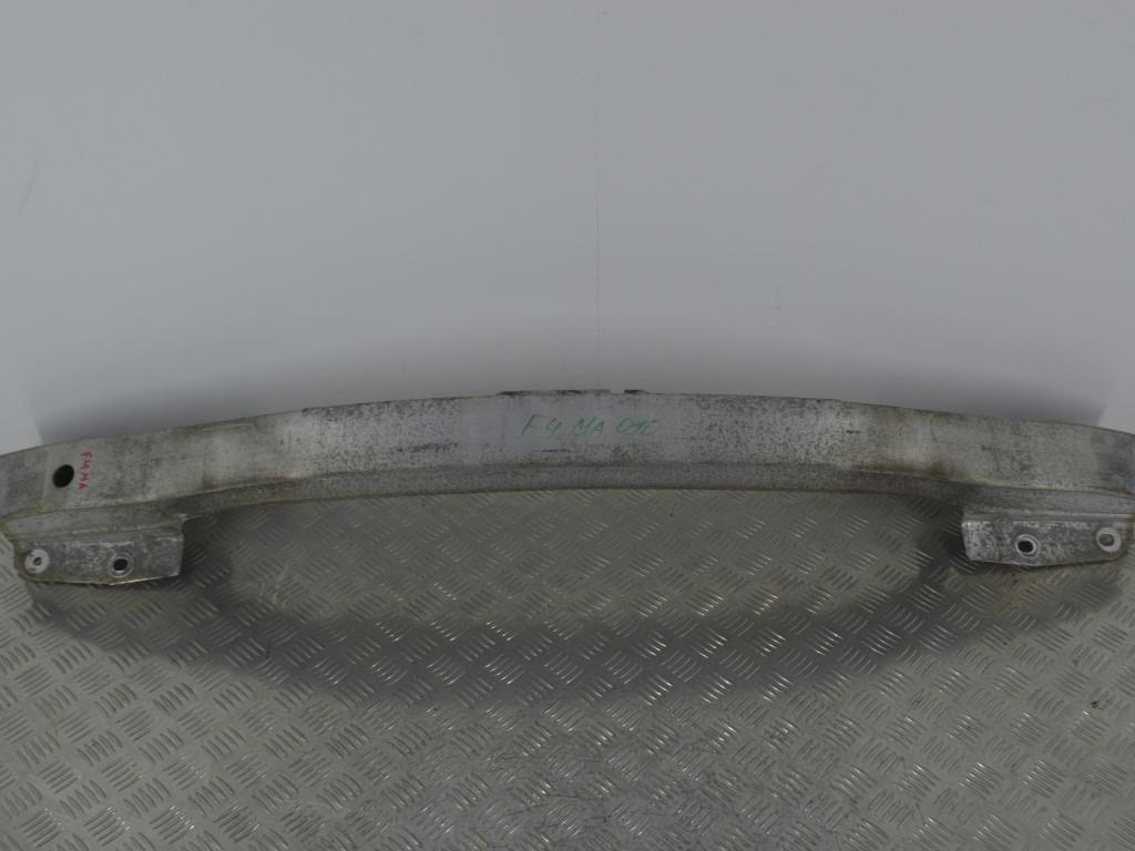 Усилитель бампера переднего