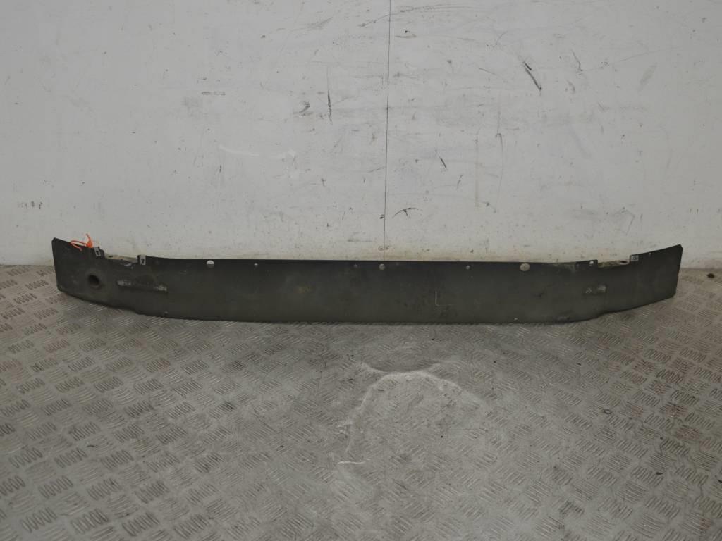 Усилитель бампера переднего